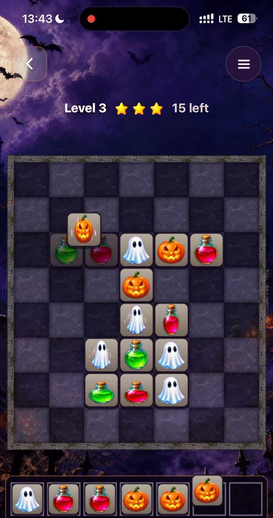 Haunted Pantry Sort: items on the board and the item bar filling up